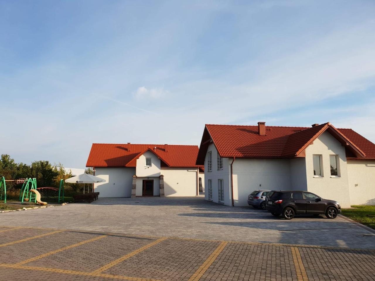 Hotel Pod Strzecha Kielce Exterior foto